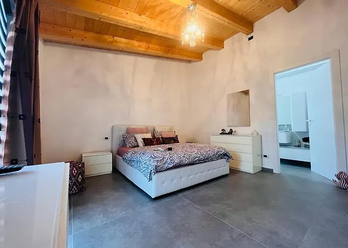 Casa Feby
